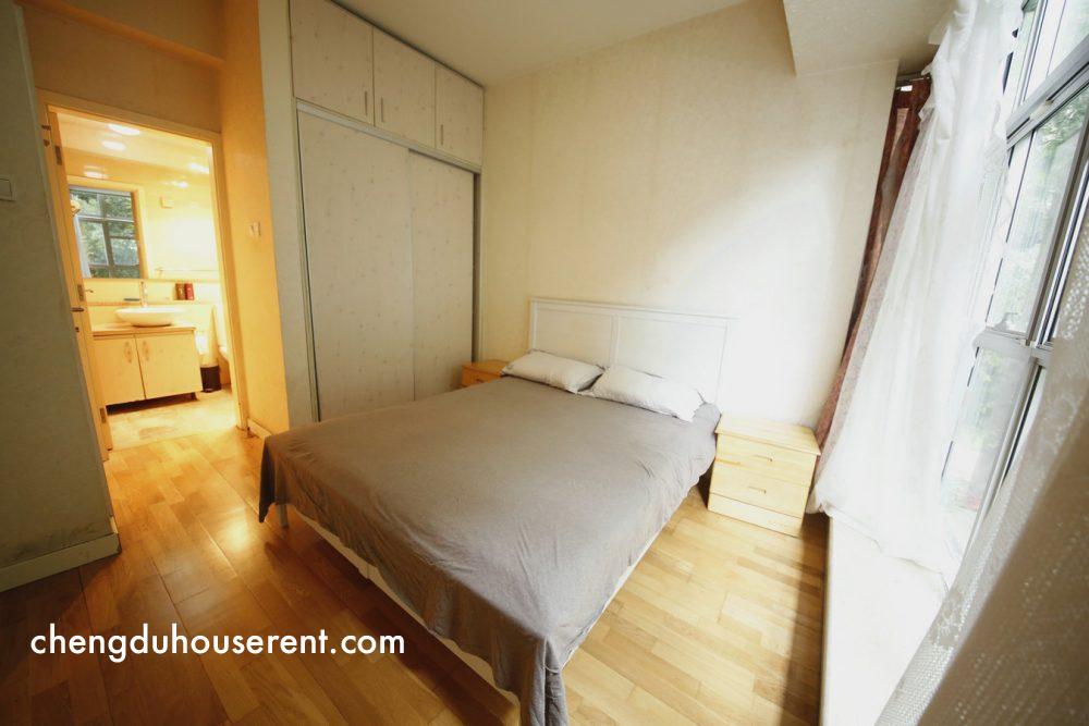 Chengdu Waterfront for rent (5)